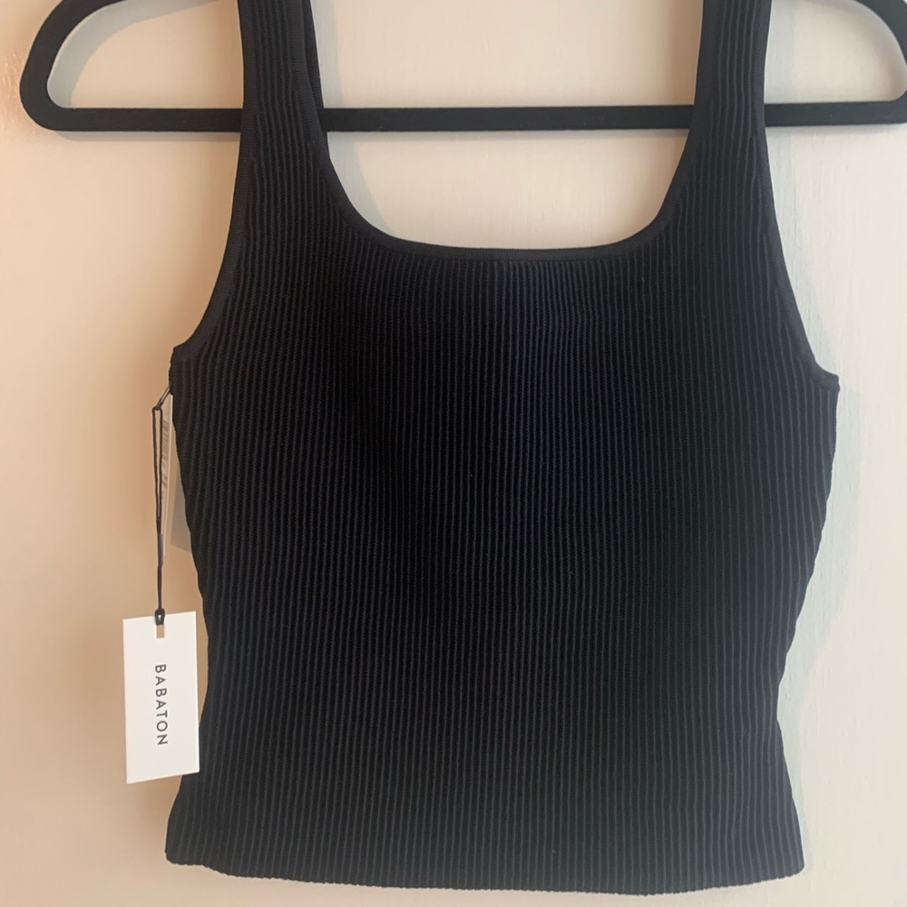 Aritzia babaton square neck sculpt tank in size small